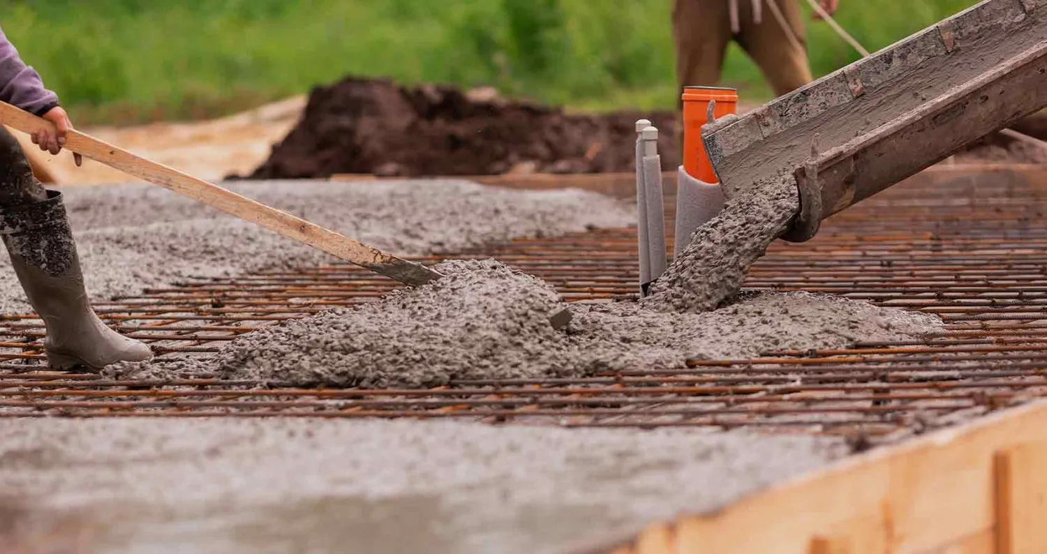 Professional Landscaping & Outdoor Living in Phoenix, AZ - Certified Contractors & Fair Quotes